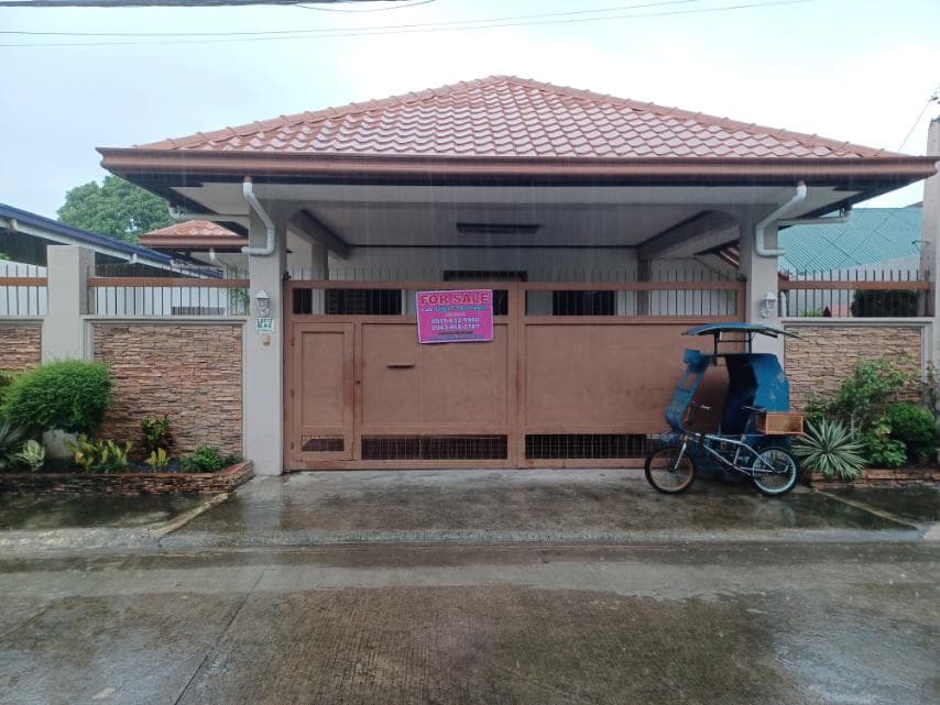 Metroville Pasig House for sale — photo 1 of 3