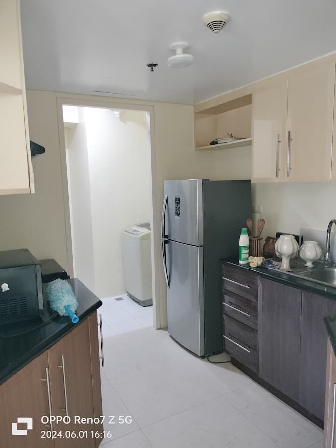2 BR WITH PARKING AT PARKSIDE VILLAS NEWPORT CITY FOR SALE P10.5M NET ONLY — photo 3 of 3