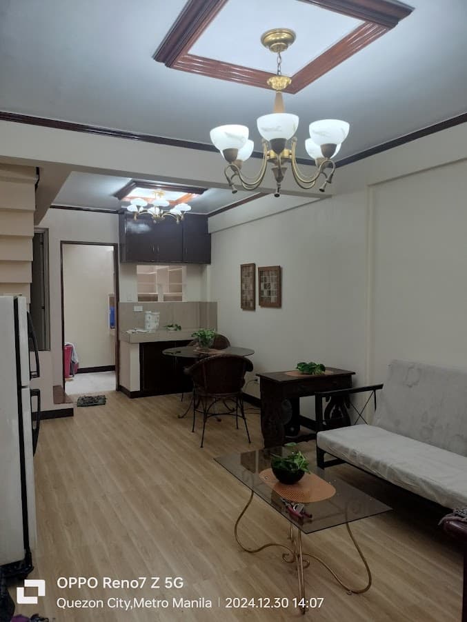 TOWNHOUSE FOR SALE CENTRAL AVE QC — photo 1 of 3