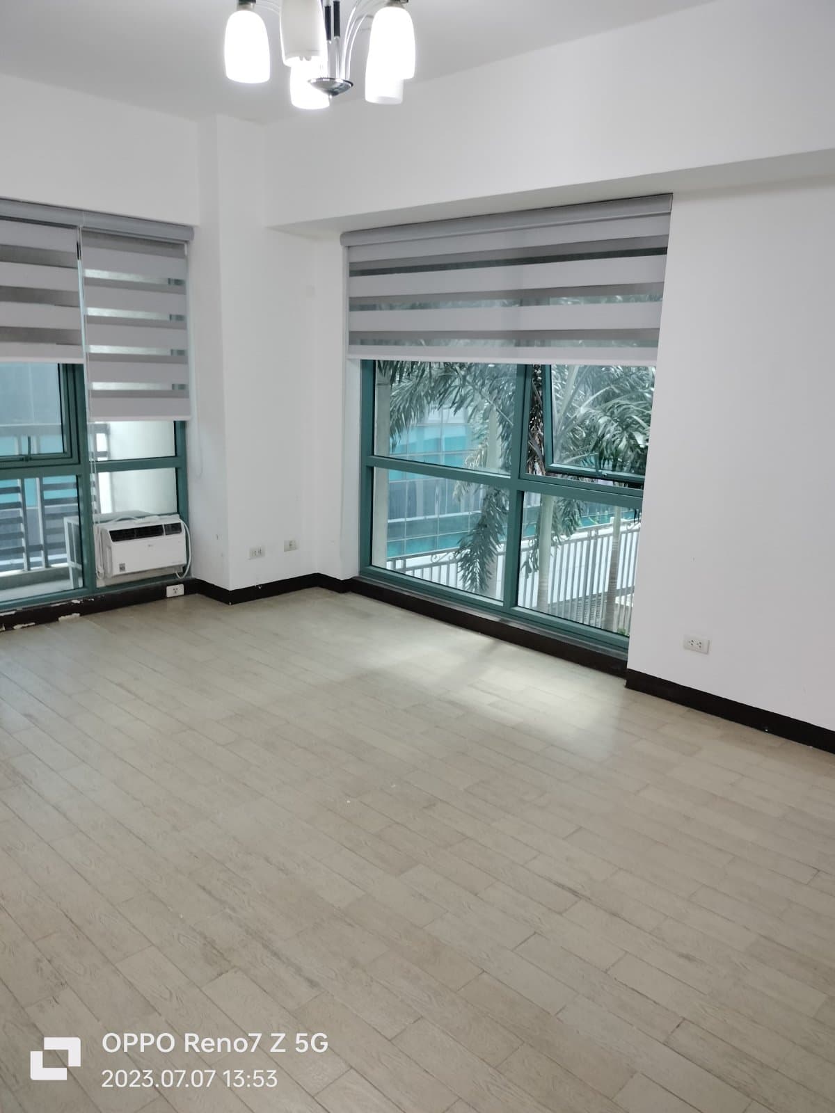2 BR For Sale at Le Grand Tower 2 Eastwood City — photo 2 of 3